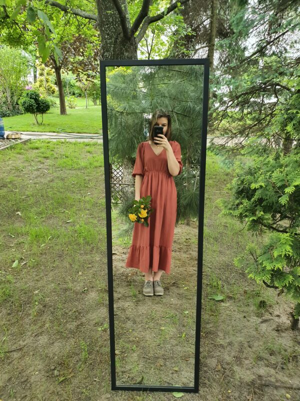 lustro w wąskiej ramie czarnej czarne