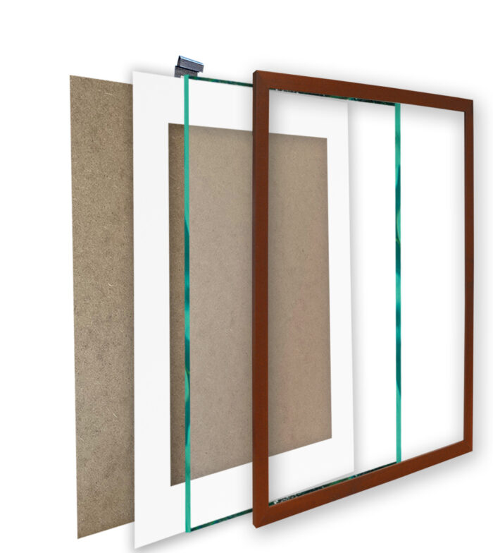 aranżacja salon ramka brąz brązowa ze szkłem i passe partout